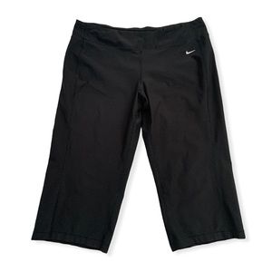 Women’s Nike Yoga Leggings XL